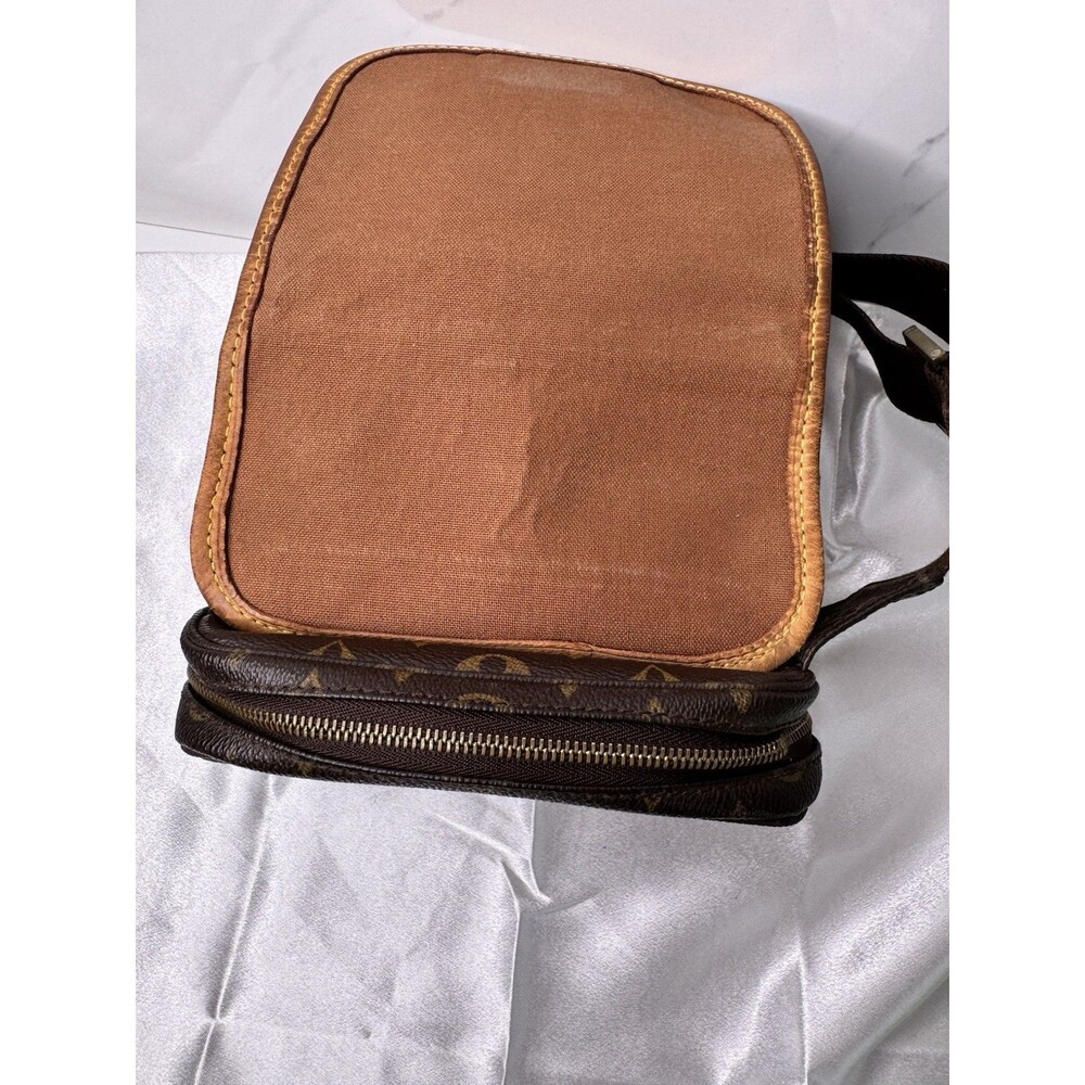 Vintage Louis Vuitton Monogram Bosphore Waist Bag - Picture 13 of 16